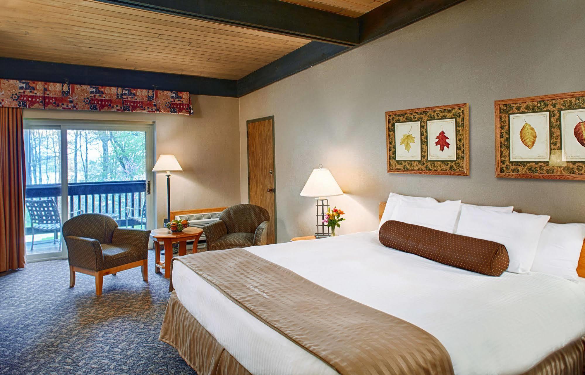 Mohican Lodge And Conference Center Perrysville Buitenkant foto