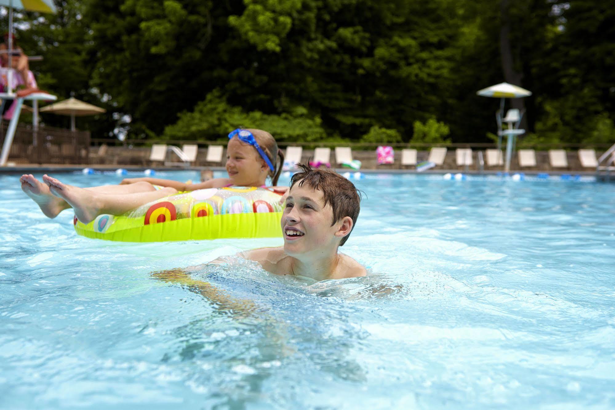 Mohican Lodge And Conference Center Perrysville Buitenkant foto