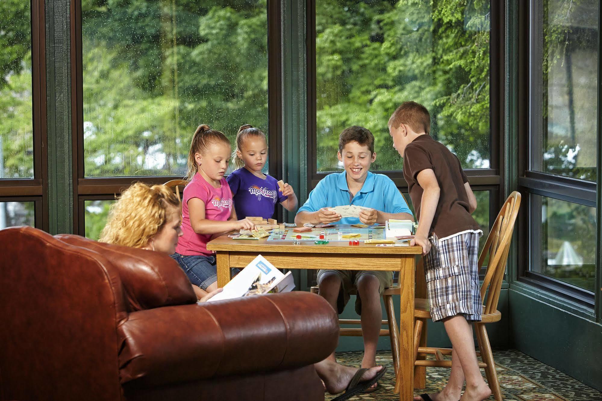 Mohican Lodge And Conference Center Perrysville Buitenkant foto