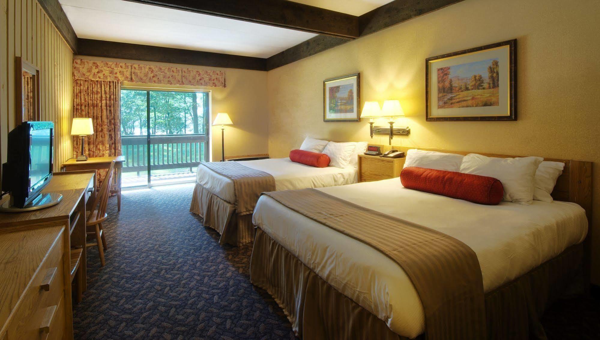 Mohican Lodge And Conference Center Perrysville Buitenkant foto